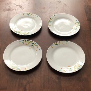 Gallery Snack Plates with Square Design Set of 4